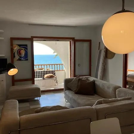 Aguamar, Primera Linea Mar Apartment *